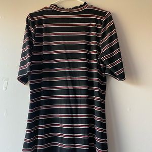 torrid ribbed black,red,white short sleeve shirt